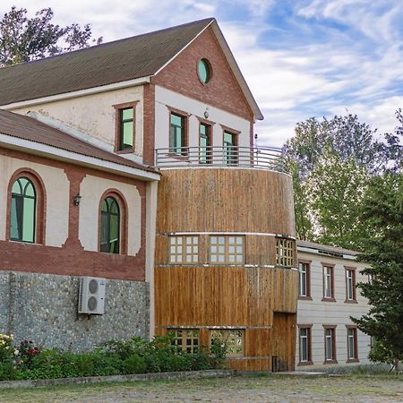 Chabiant Guesthouse Chateau Monolit Ikinci Yeniyol Экстерьер фото