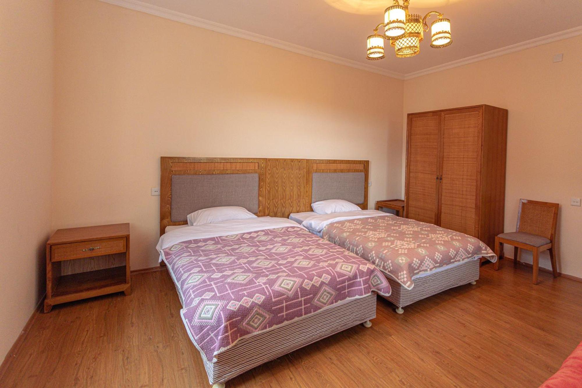 Chabiant Guesthouse Chateau Monolit Ikinci Yeniyol Экстерьер фото