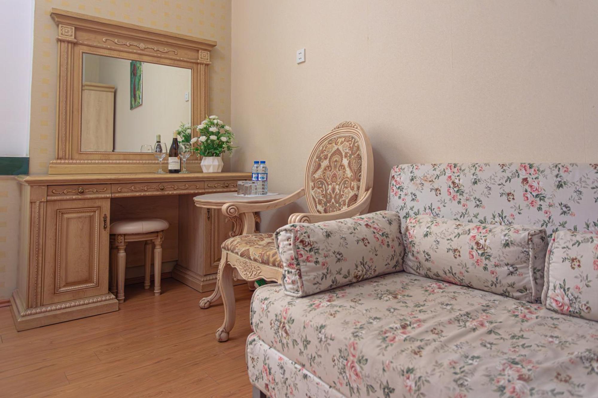 Chabiant Guesthouse Chateau Monolit Ikinci Yeniyol Экстерьер фото