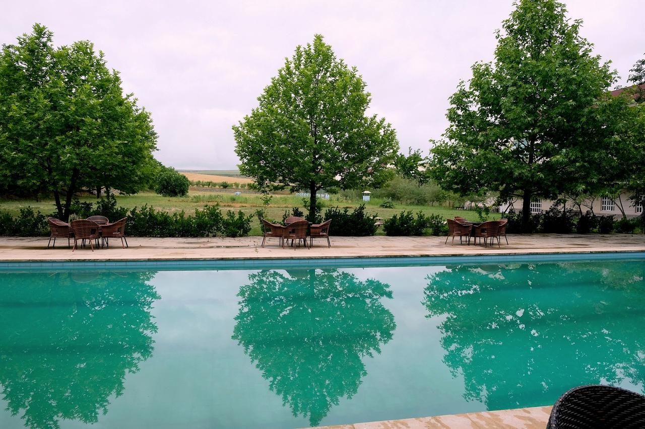 Chabiant Guesthouse Chateau Monolit Ikinci Yeniyol Экстерьер фото